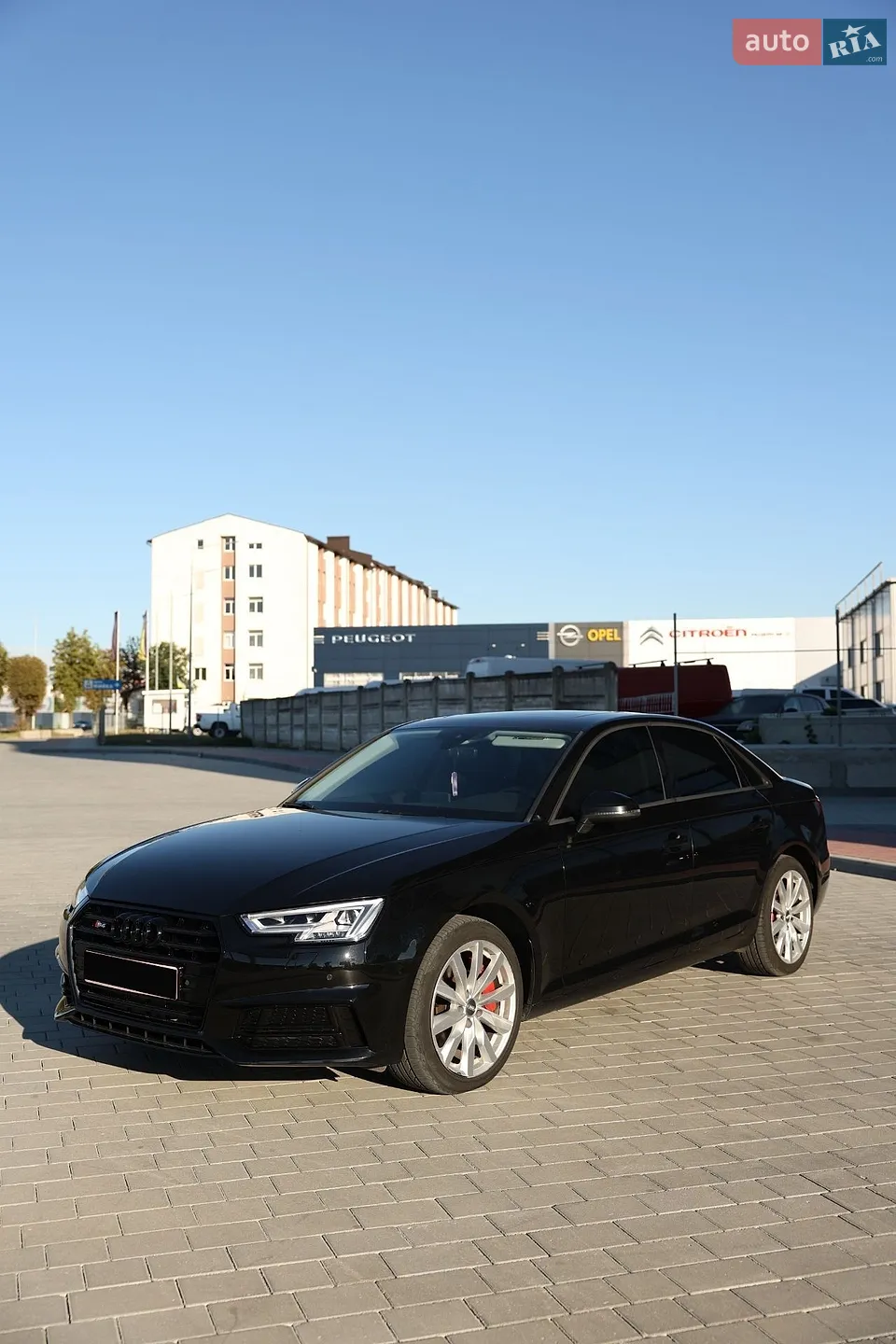 Audi A4, 2016