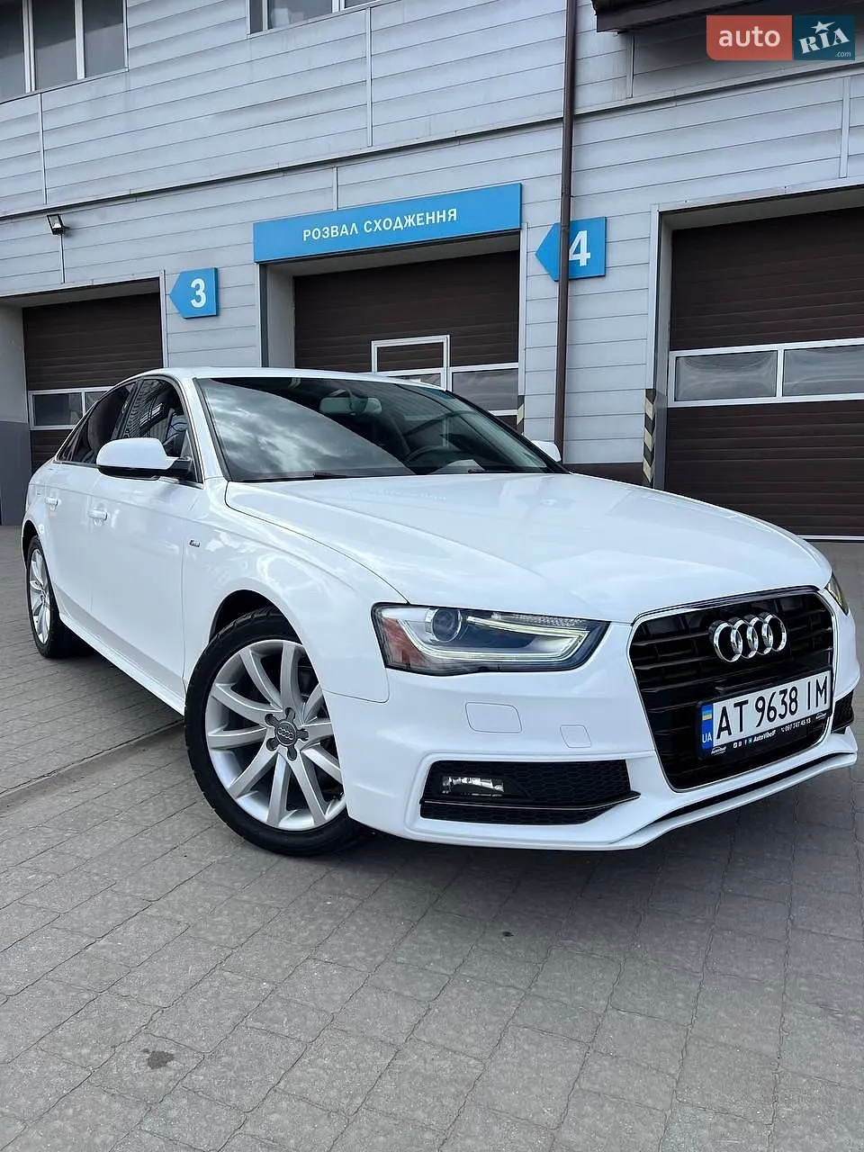 Audi A4, 2013