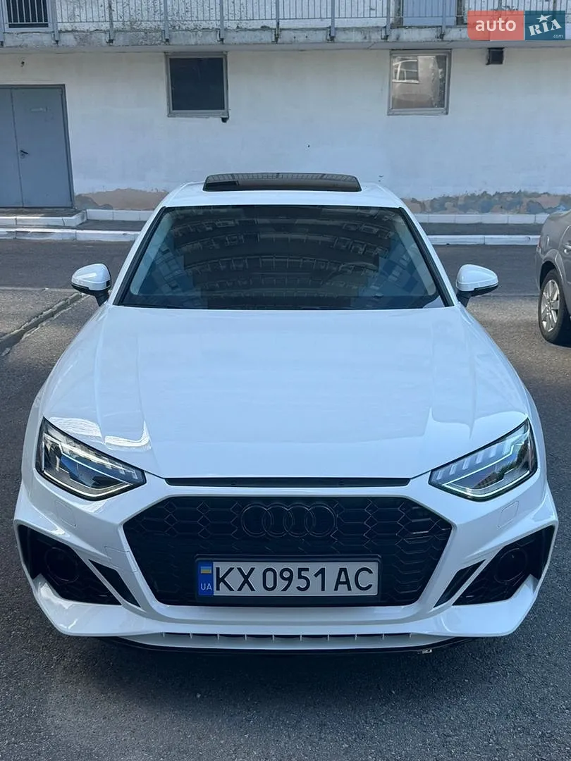 Audi A4, 2021