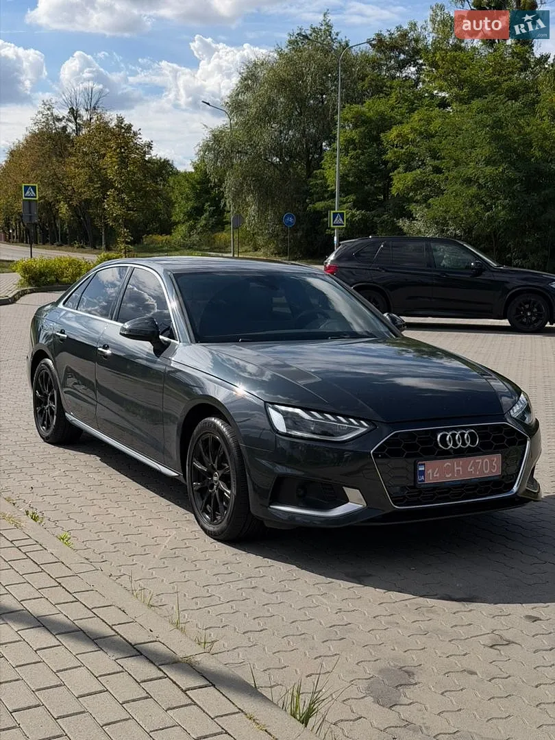 Audi A4, 2021