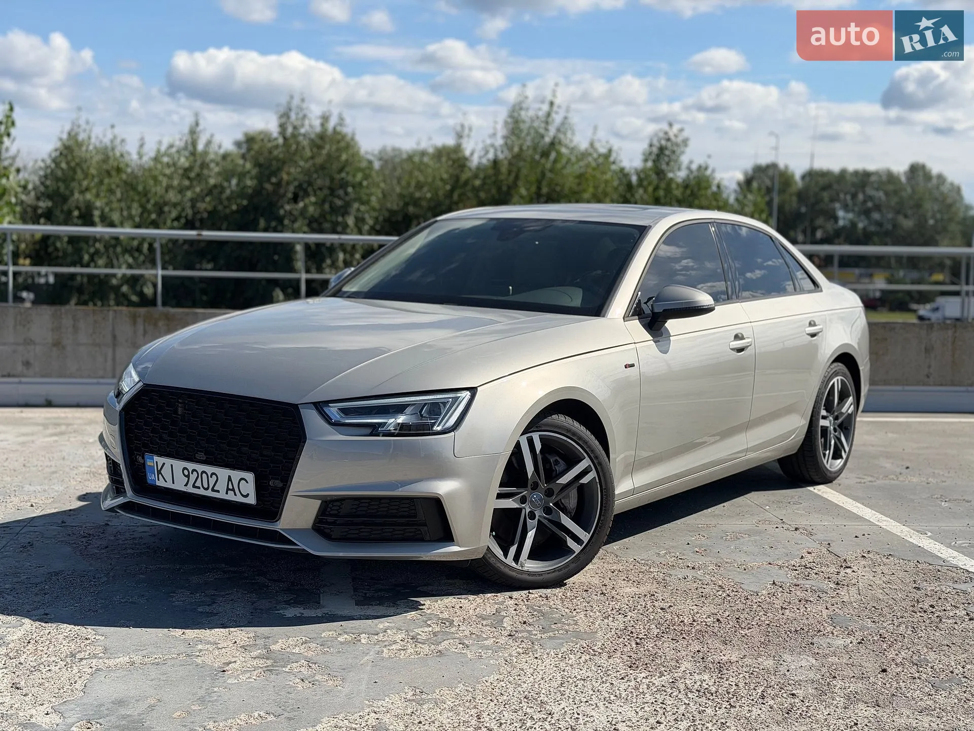 Audi A4, 2016