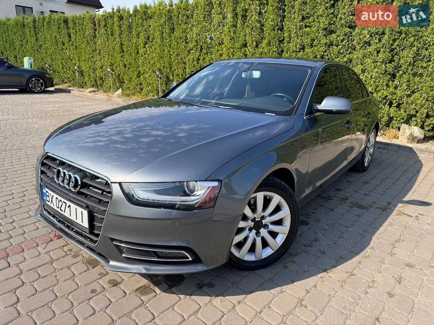 Audi A4, 2012