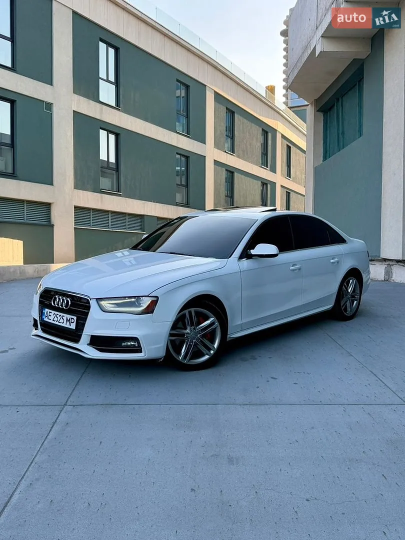 Audi A4, 2014