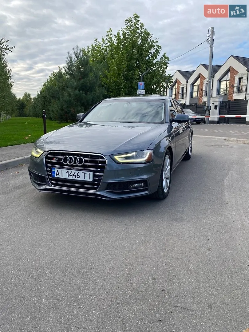 Audi A4, 2012