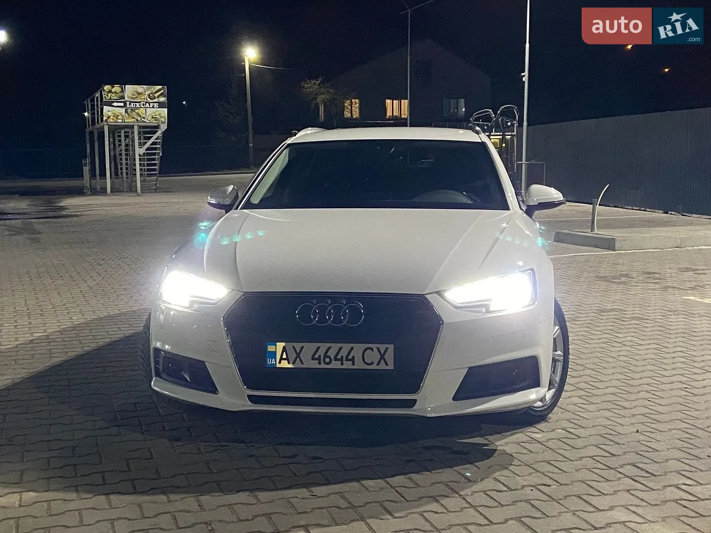 Audi A4, 2016