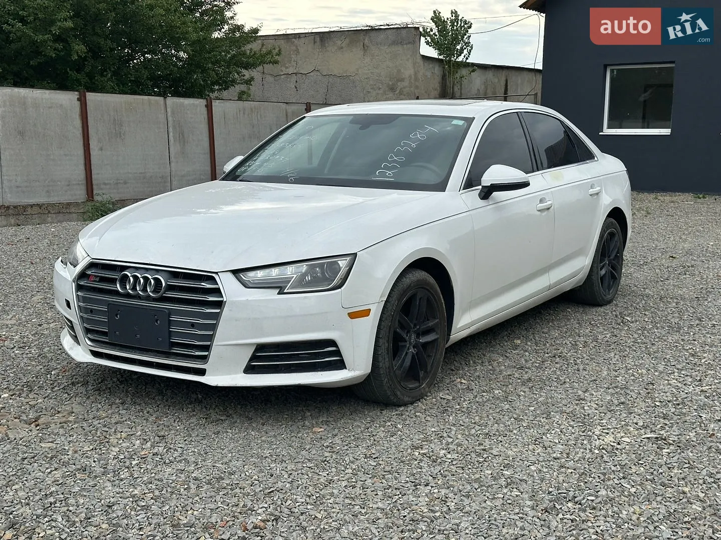 Audi A4, 2016