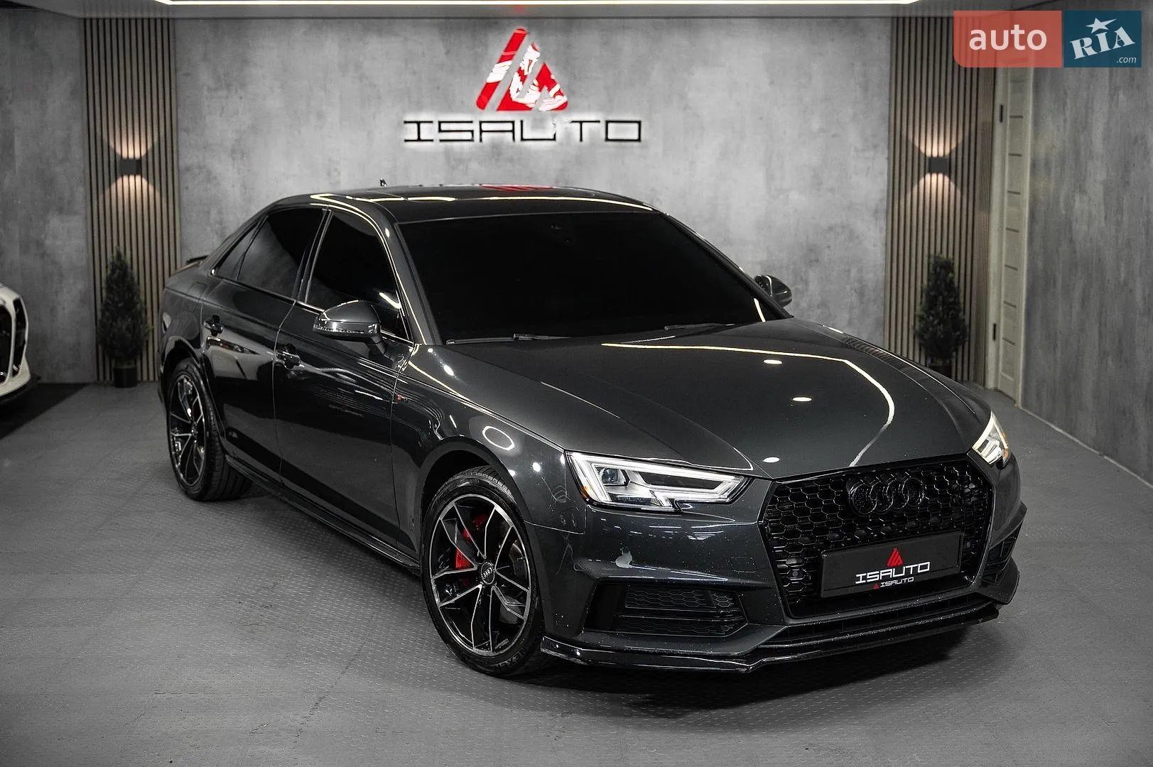 Audi A4, 2015