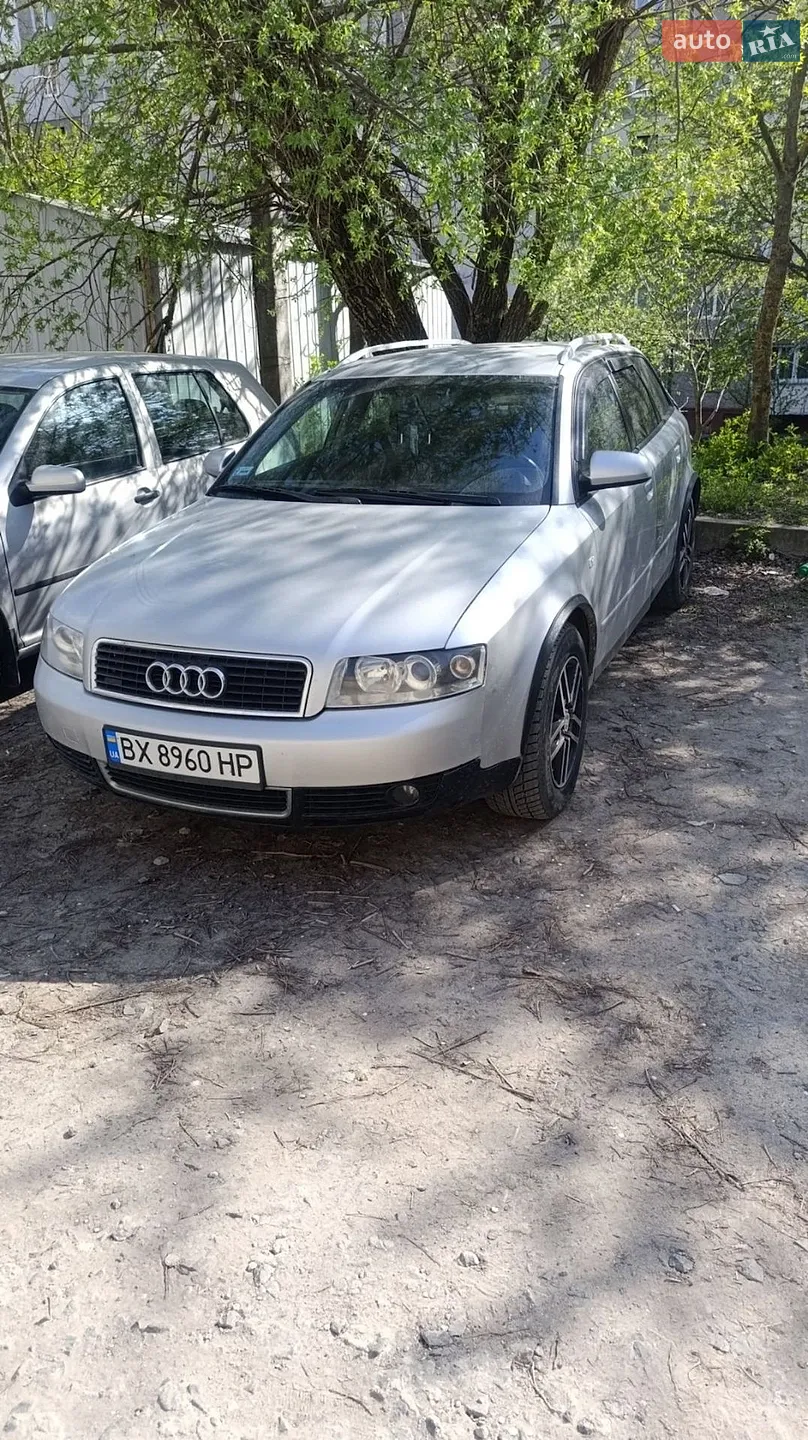 Audi A4 2002 — 1