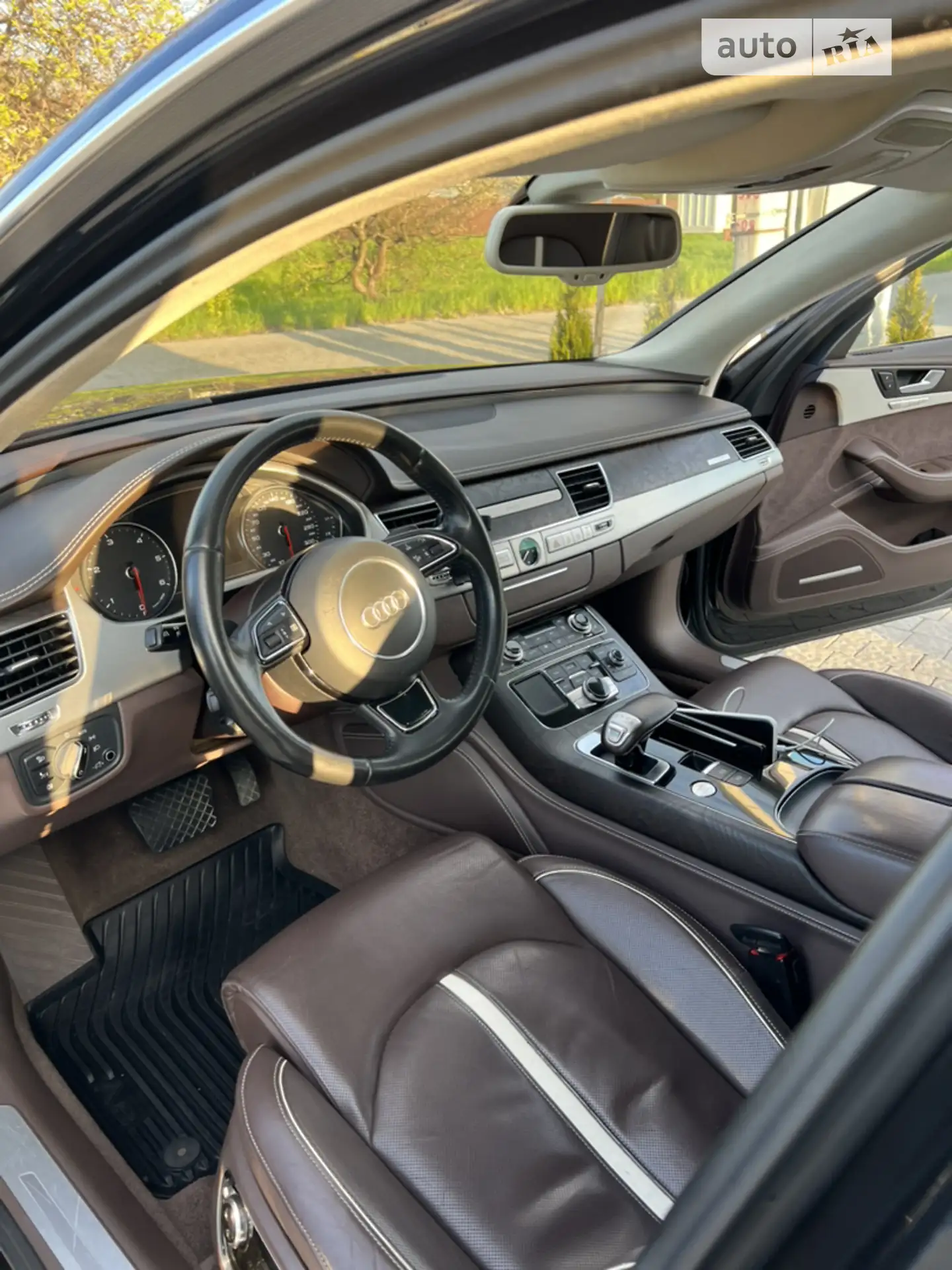 Audi A8, 2015