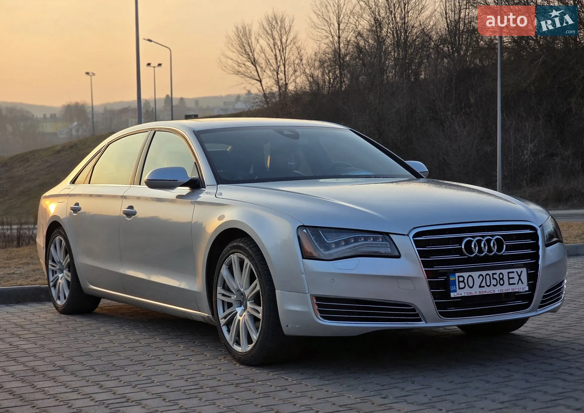 Audi A8, 2012