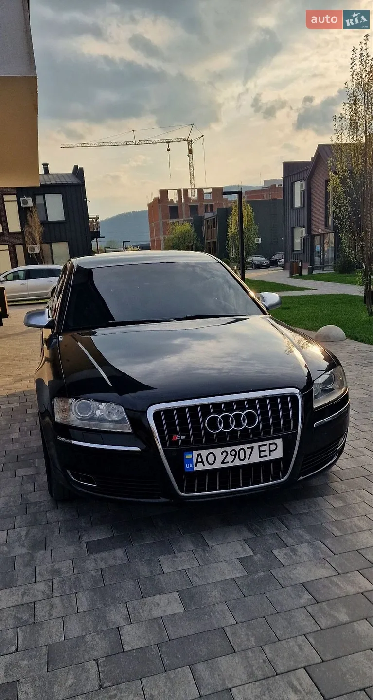 Audi A8, 2005