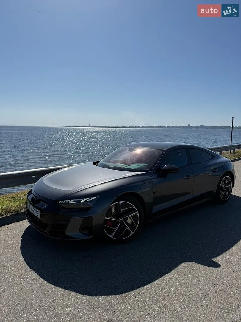 Audi e-tron GT, 2022