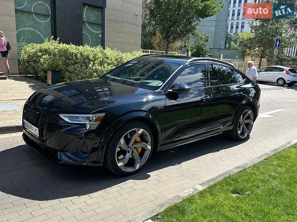 Audi e-tron S Sportback, 2022