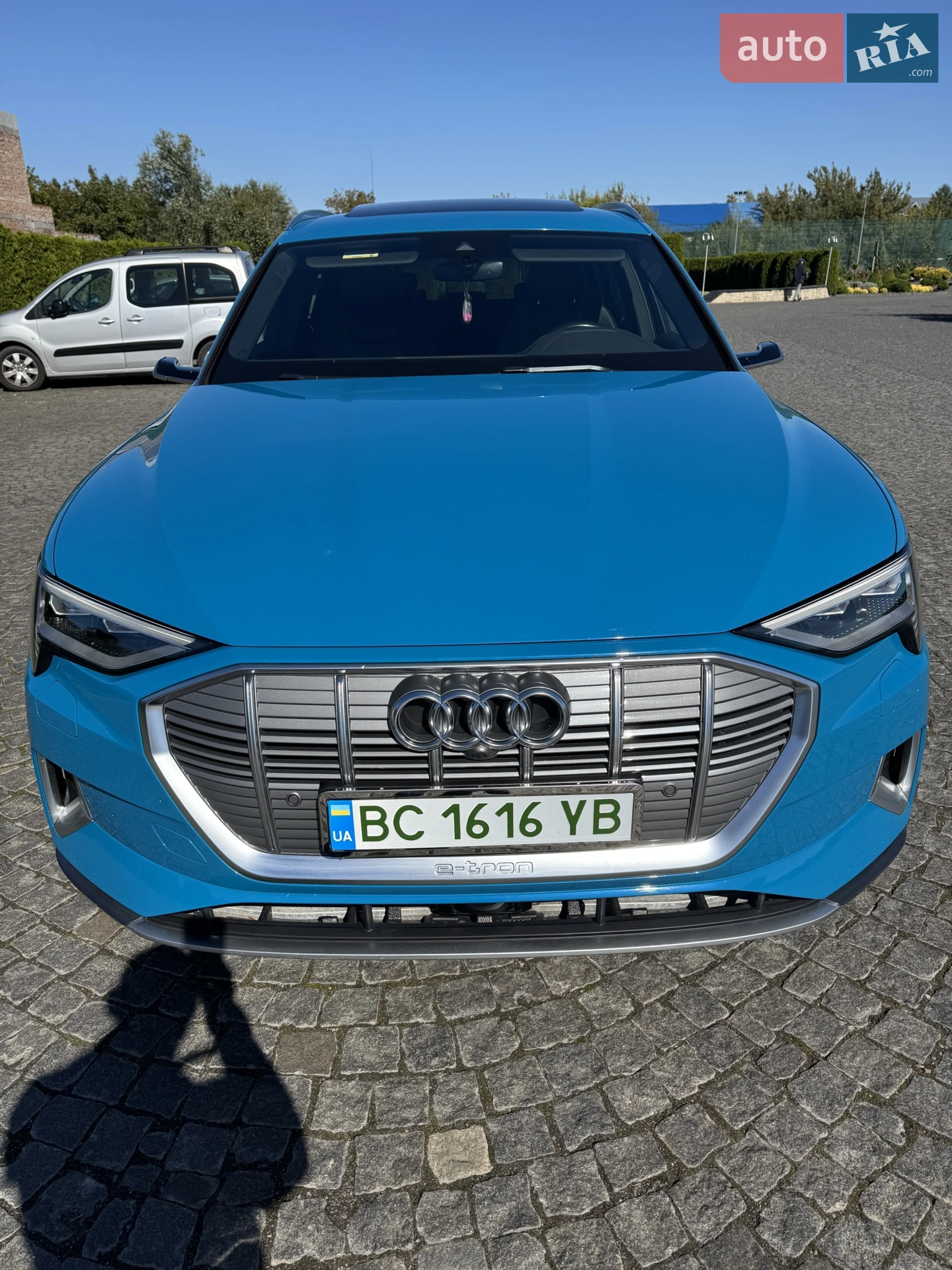 Audi e-tron, 2018
