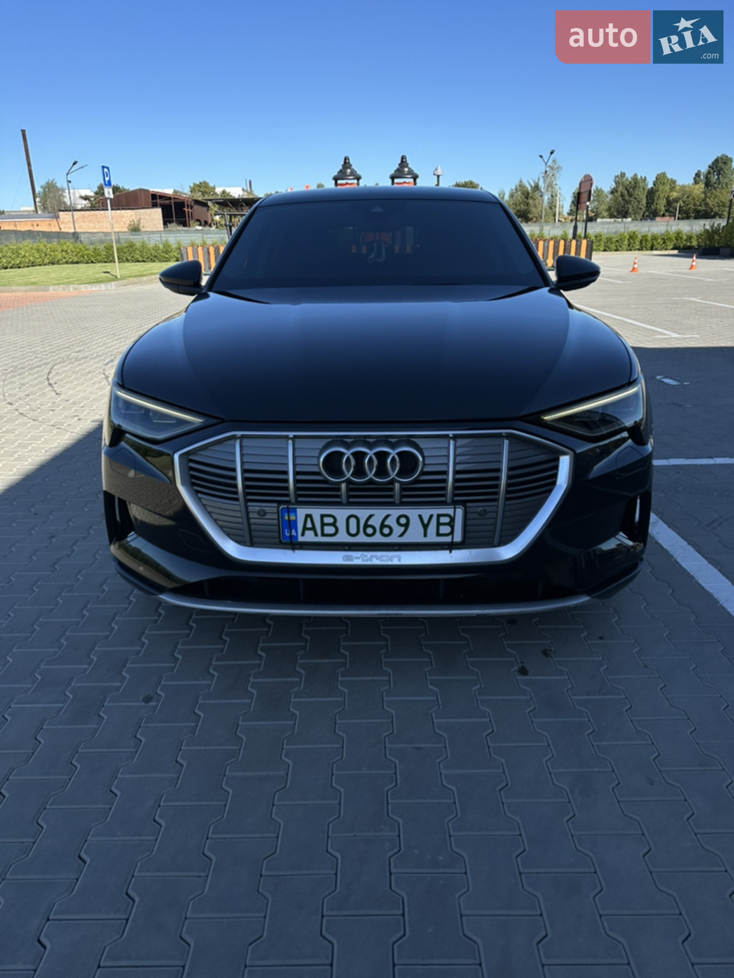 Audi e-tron 2019 — 1