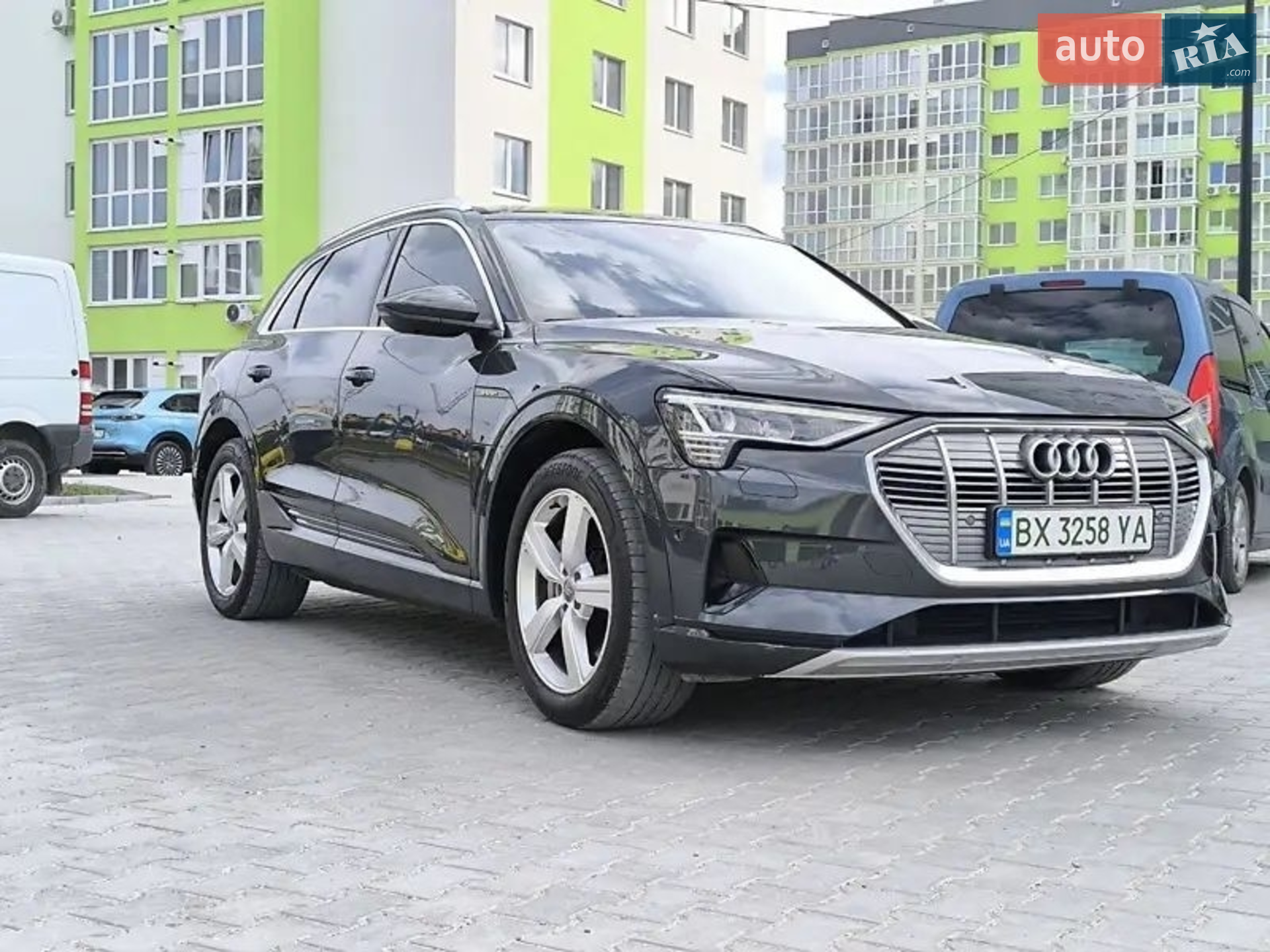 Audi e-tron, 2019