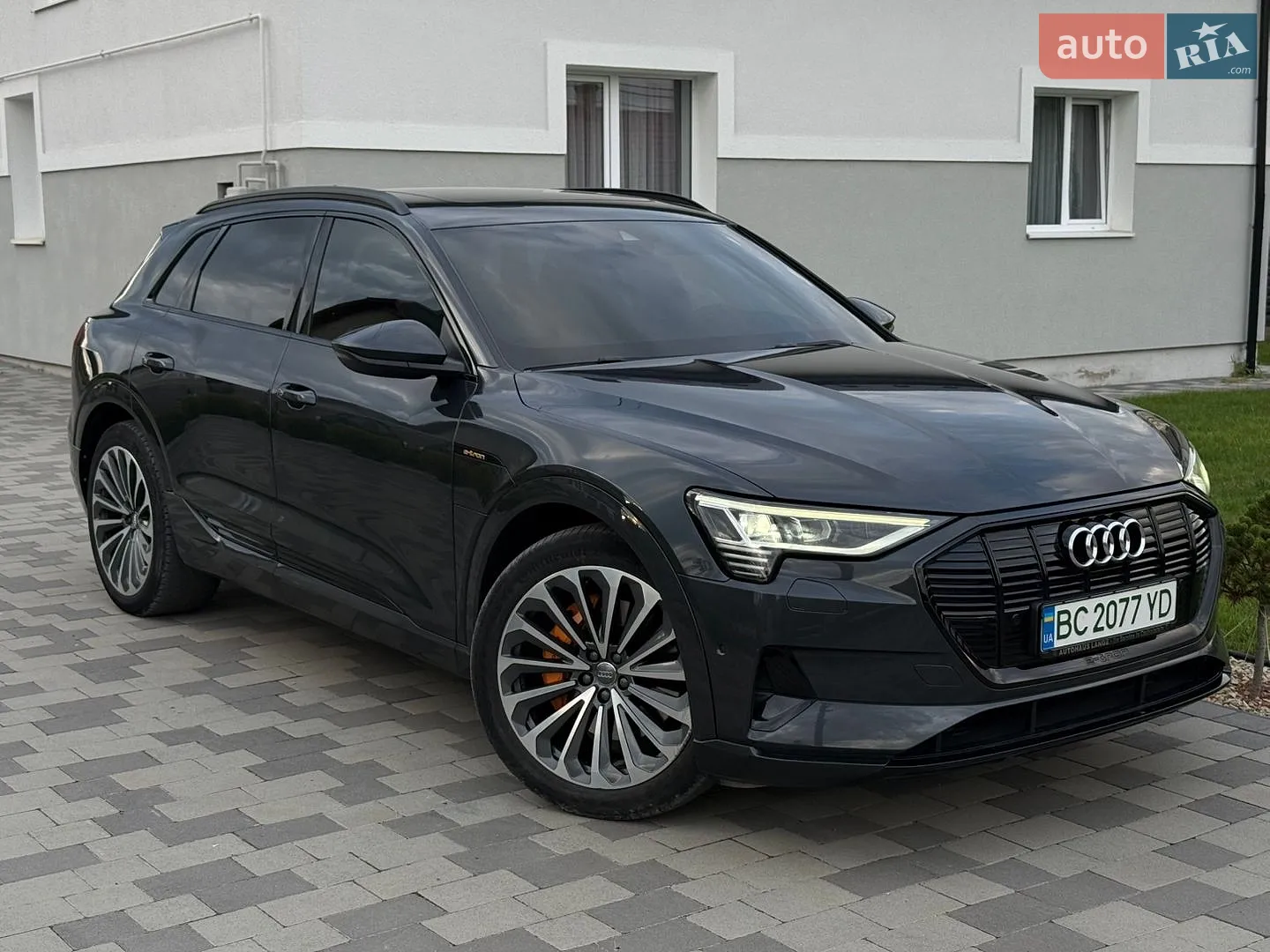 Audi e-tron, 2019