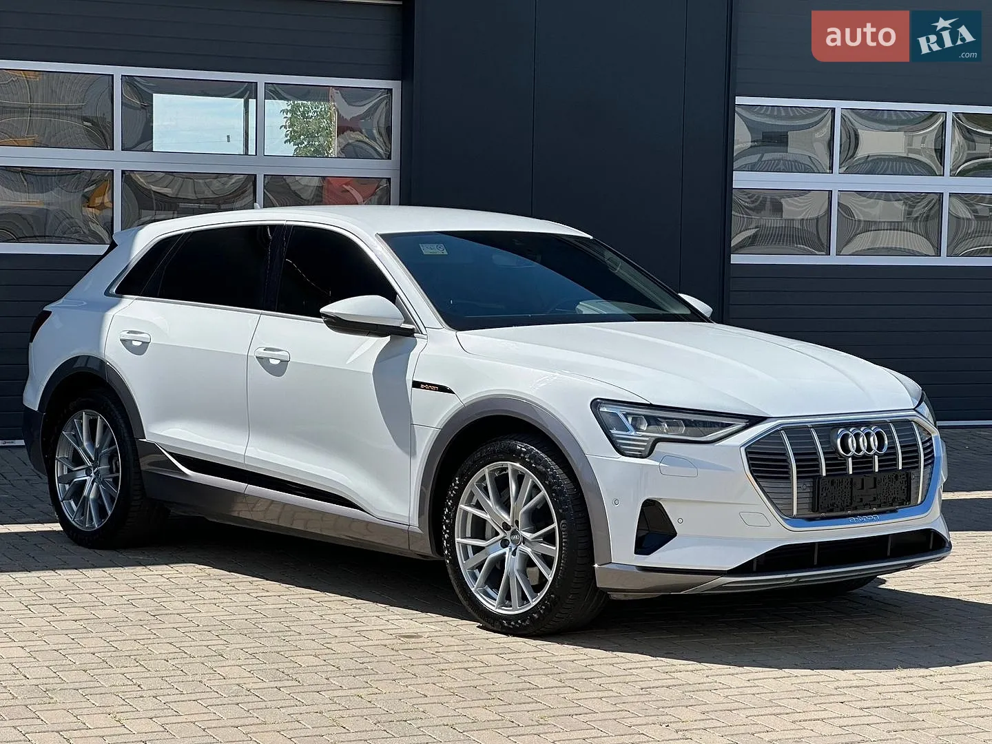 Audi e-tron, 2019