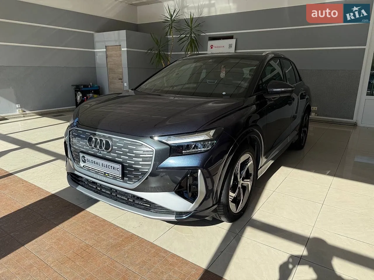 Audi Q4 e-tron, 2024
