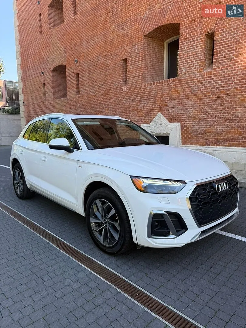 Audi Q5, 2022