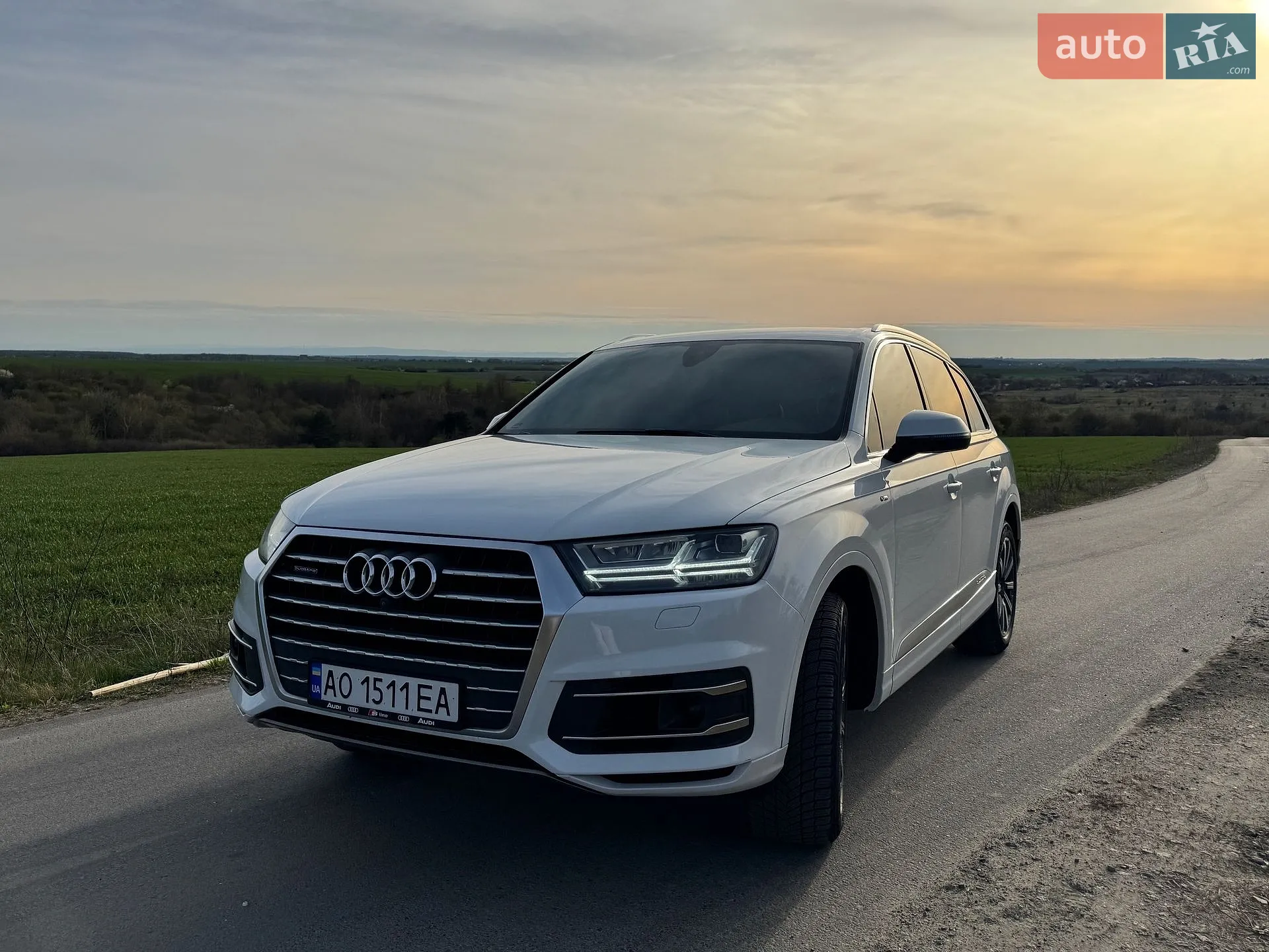 Audi Q7 2016 — 1