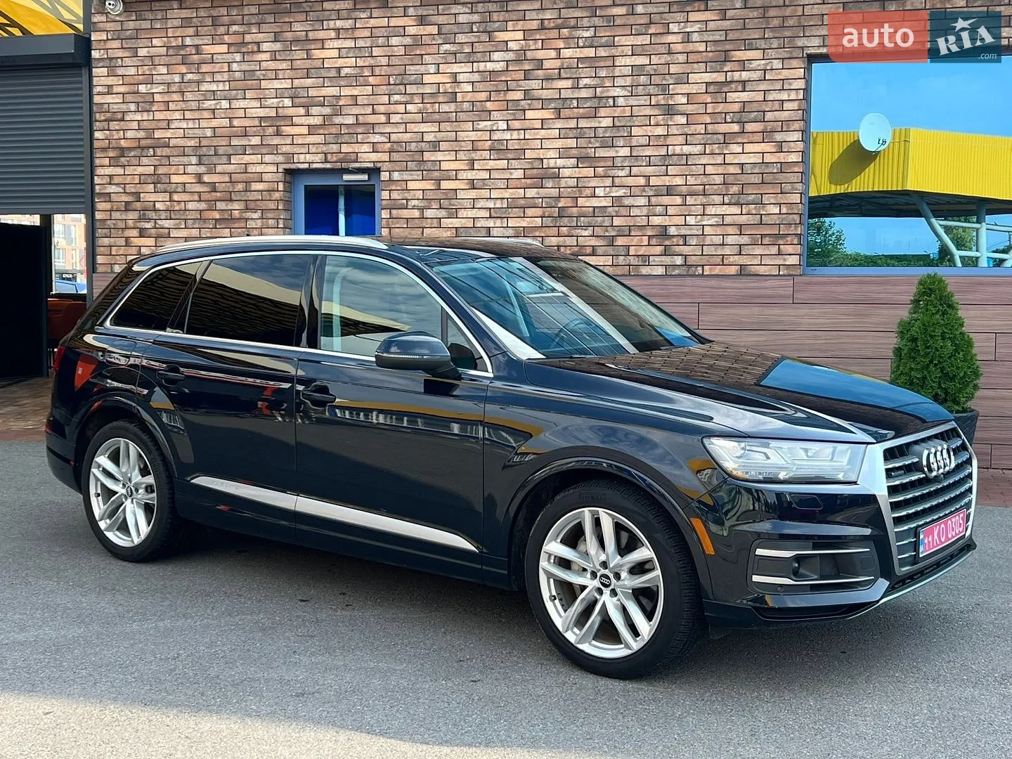 Audi Q7 2016 — 1