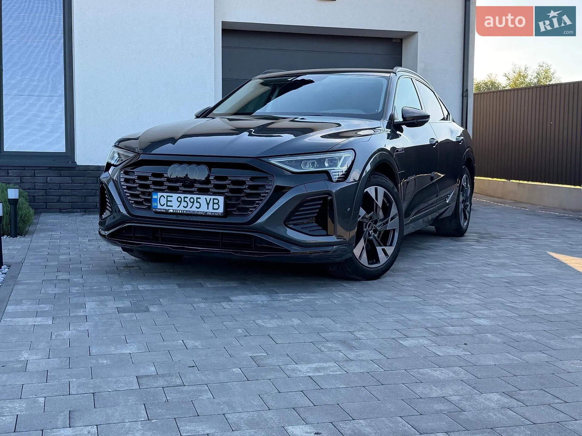 Audi Q8 Sportback e-tron, 2023