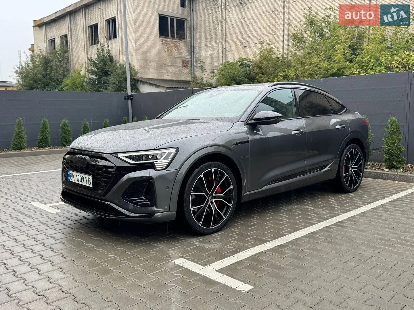 Audi Q8 Sportback e-tron, 2023