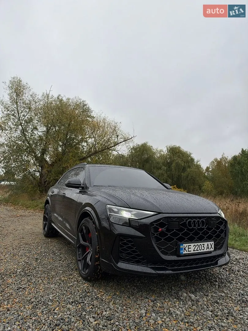 Audi RS Q8, 2025