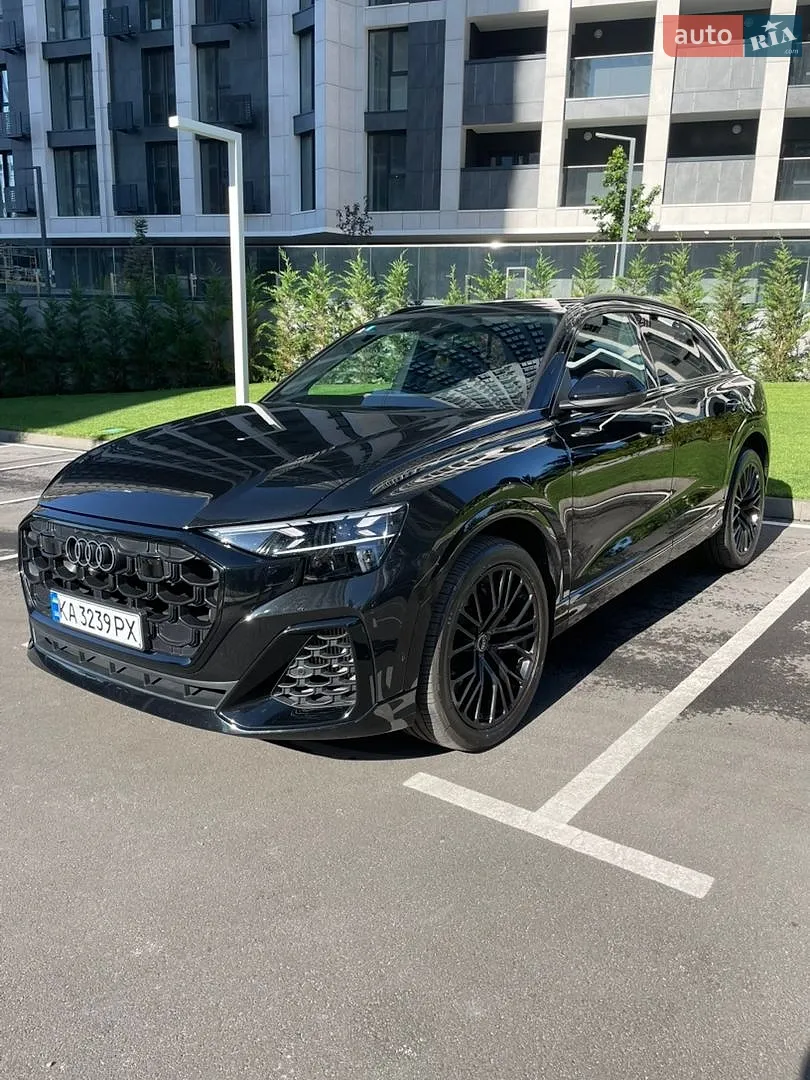 Audi SQ8, 2023