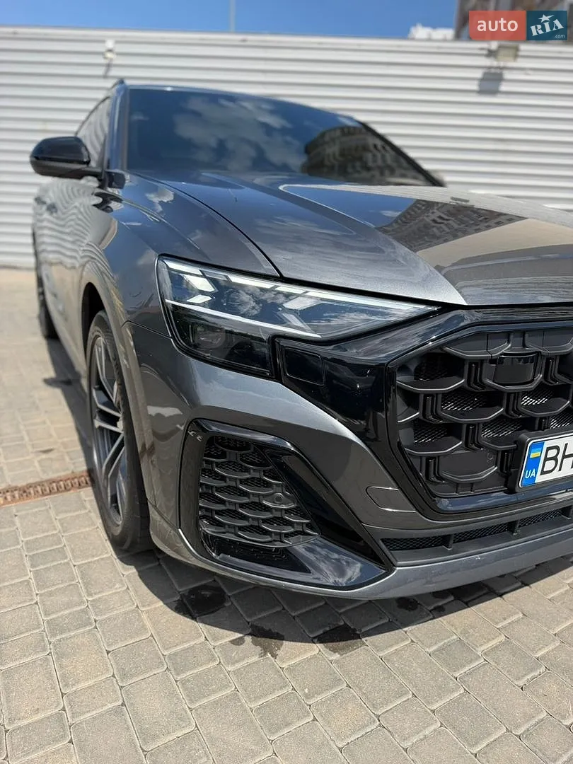 Audi SQ8, 2024