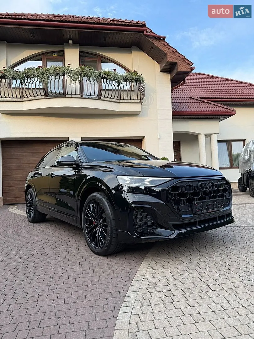 Audi SQ8, 2024