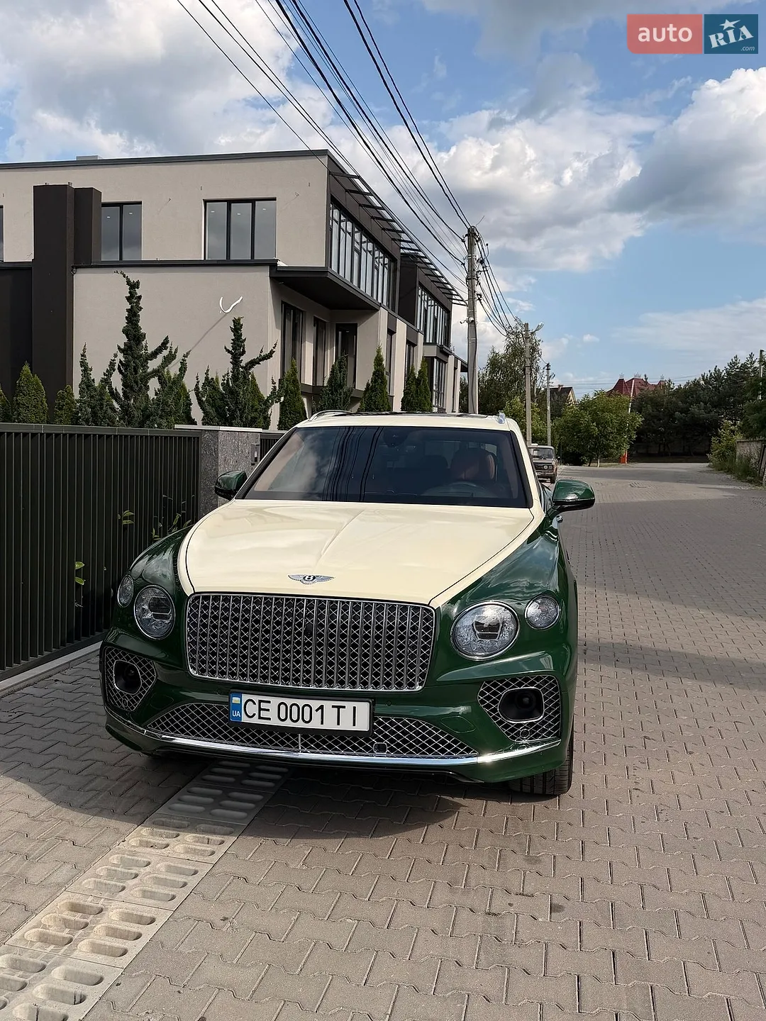 Bentley Bentayga, 2022