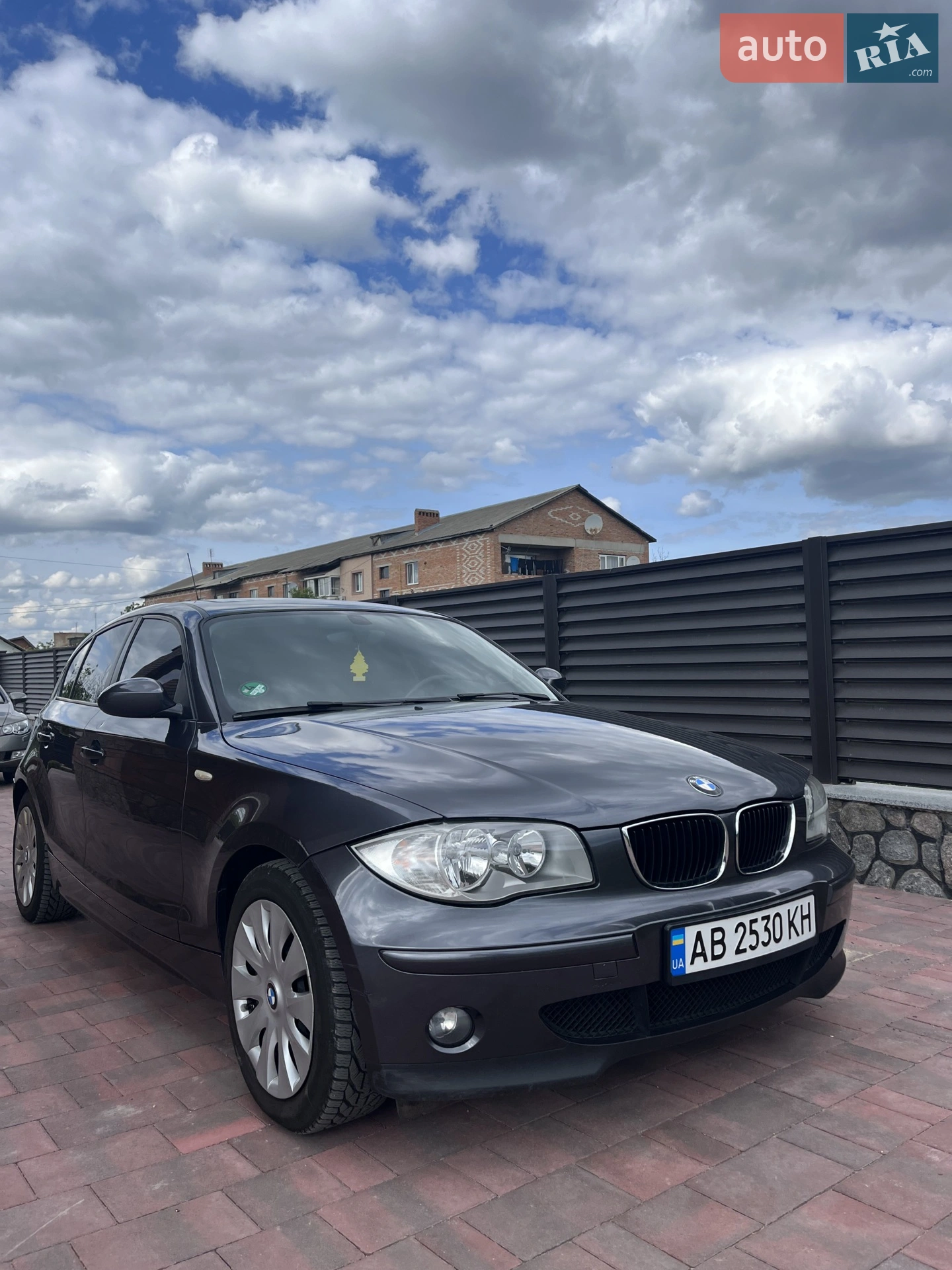 BMW 1 Series, 2005