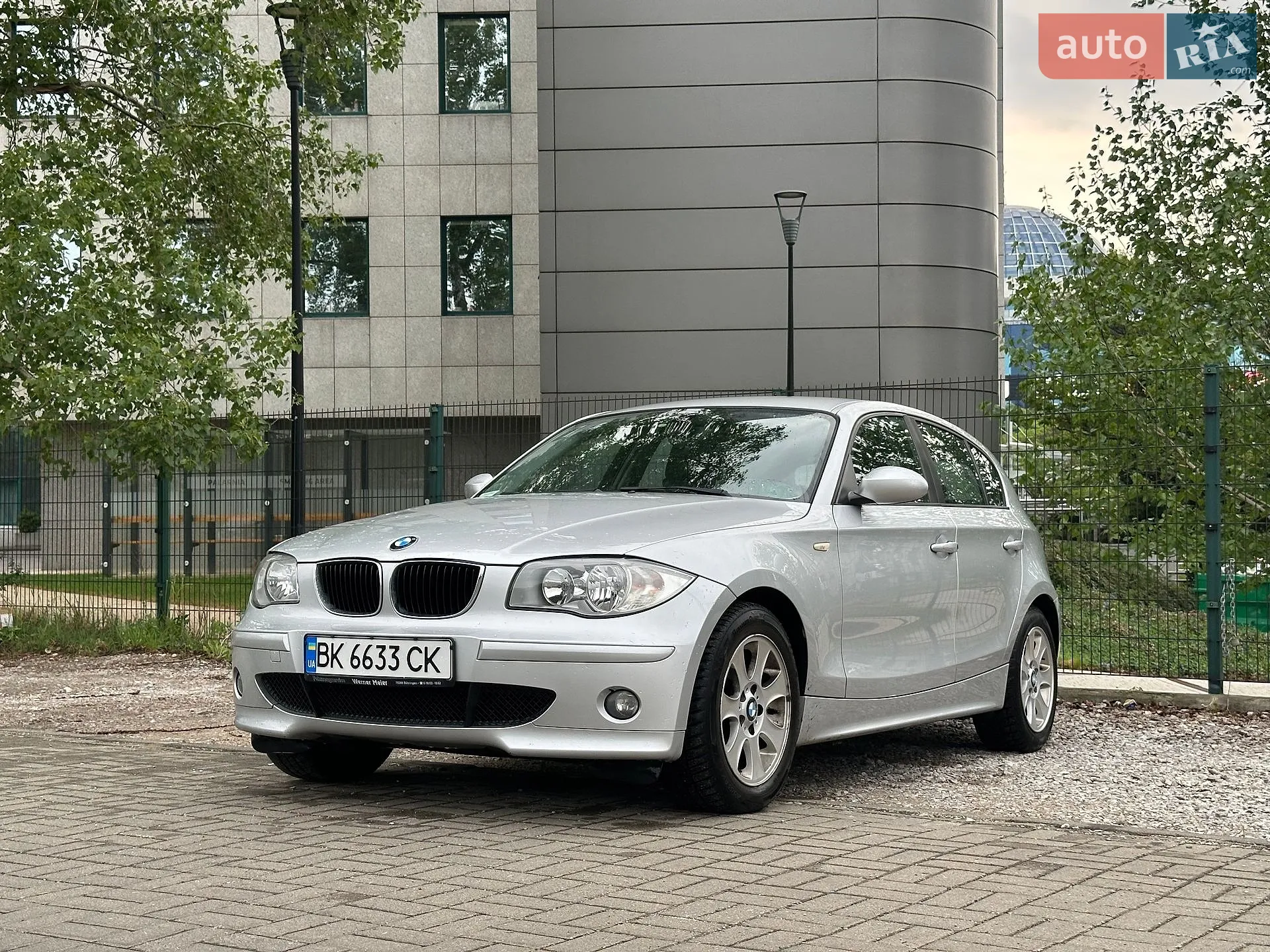BMW 1 Series, 2005