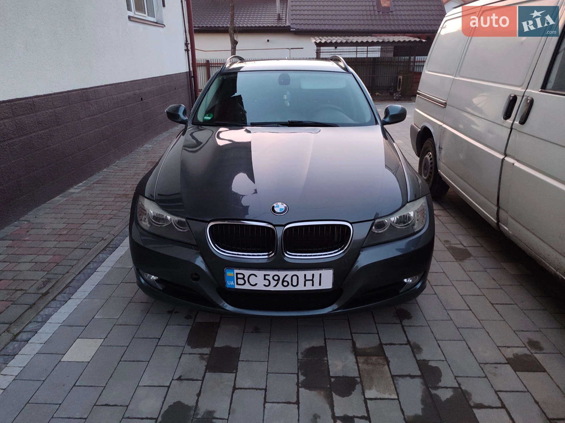 BMW 3 Series, 2010