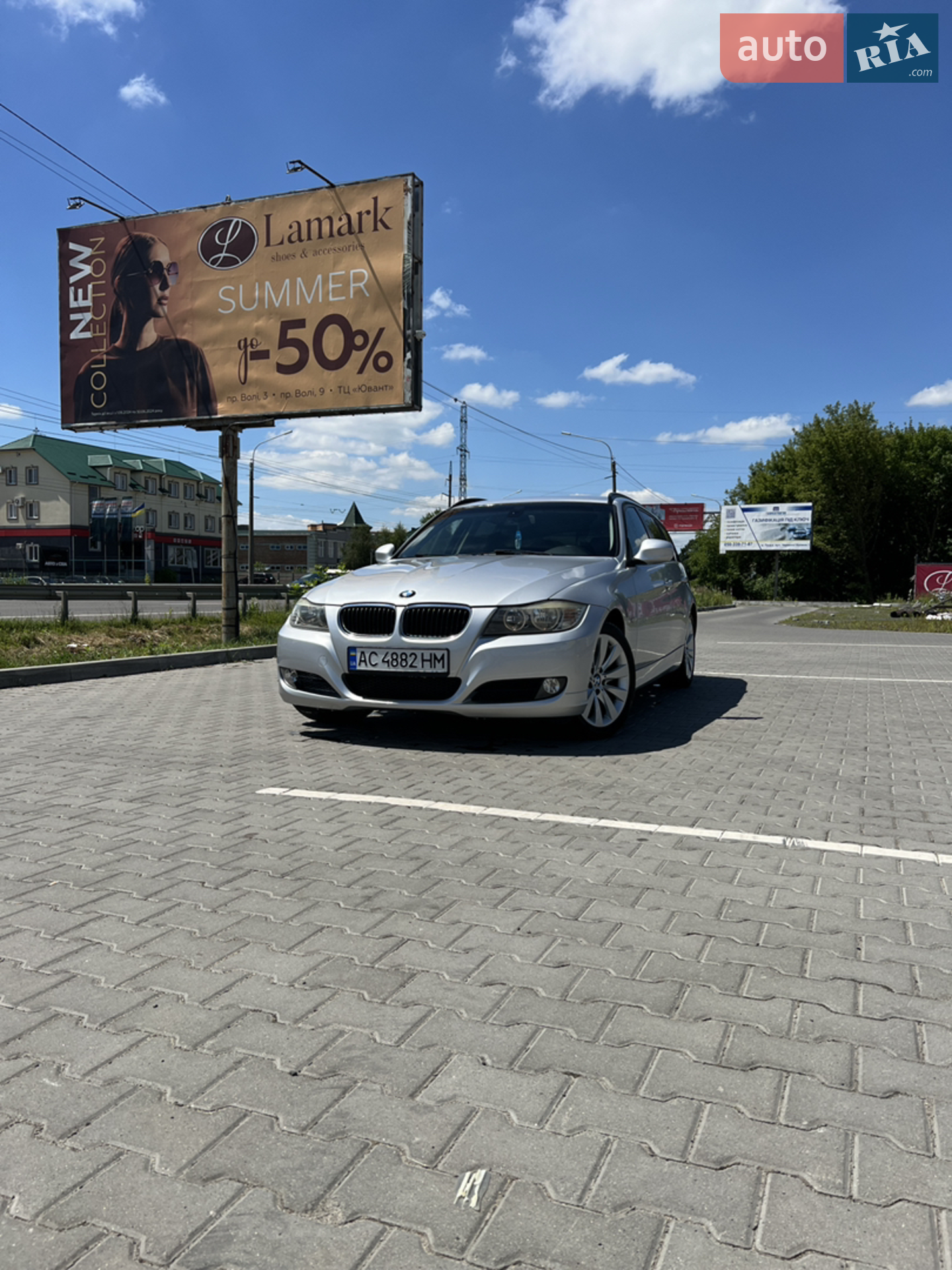 BMW 3 Series, 2011
