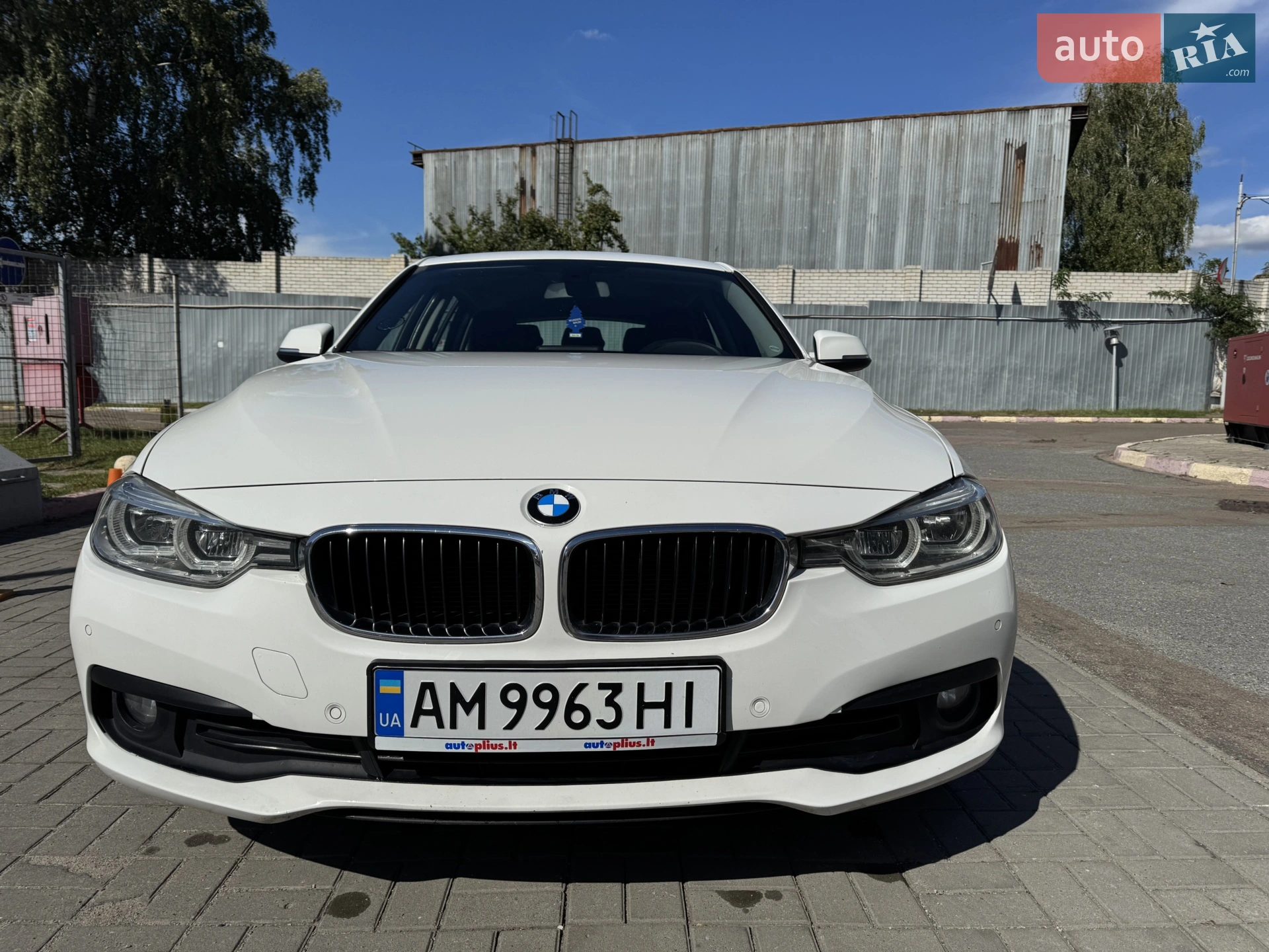 BMW 3 Series, 2015