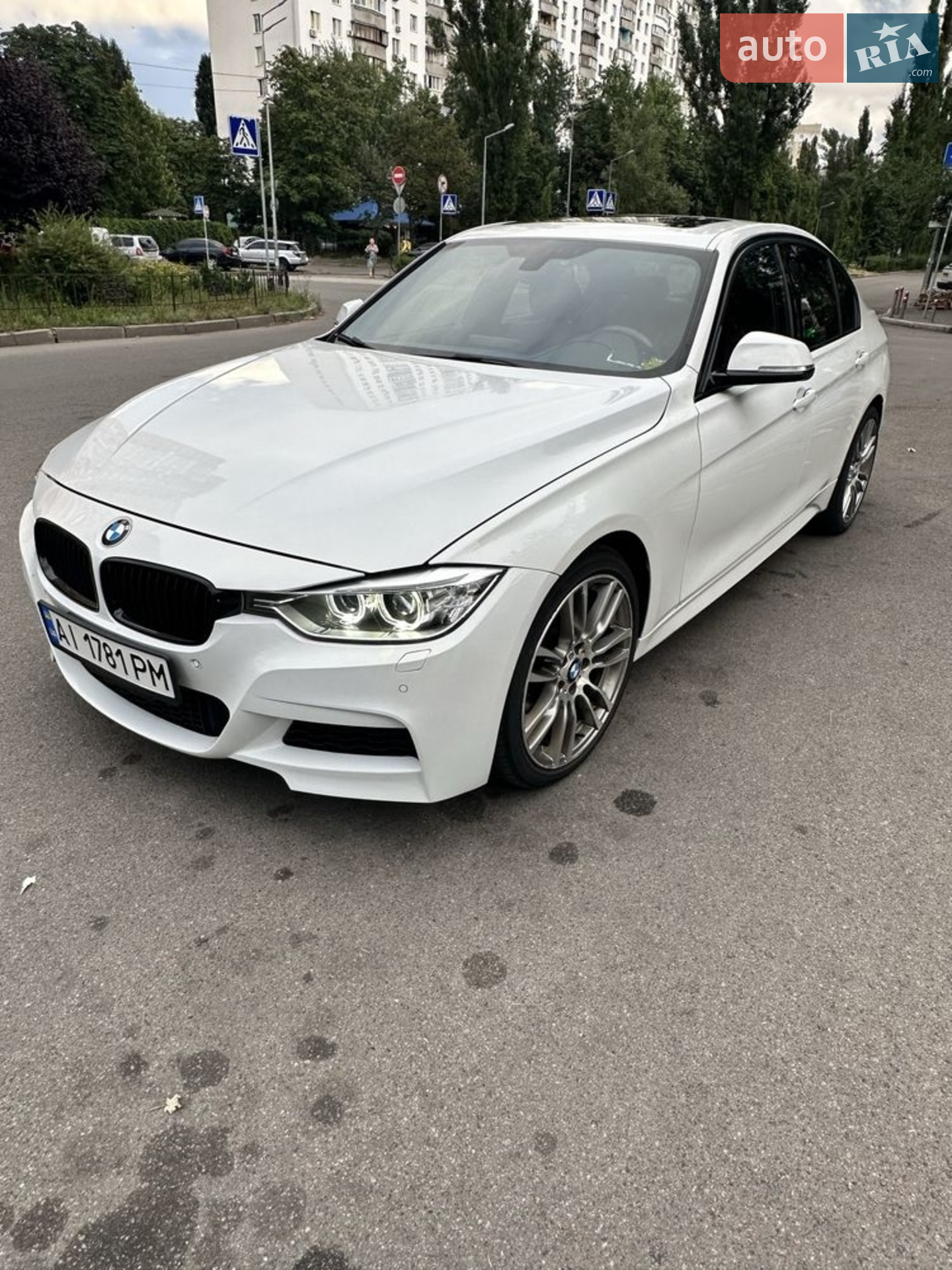 BMW 3 Series, 2013