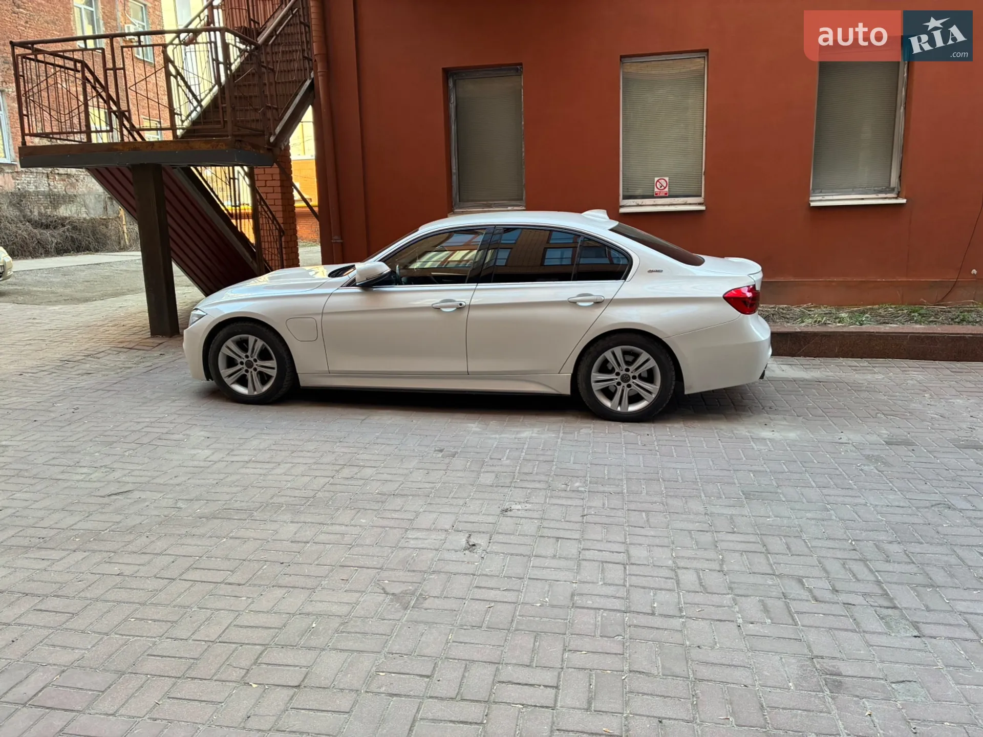 BMW 3 Series, 2017