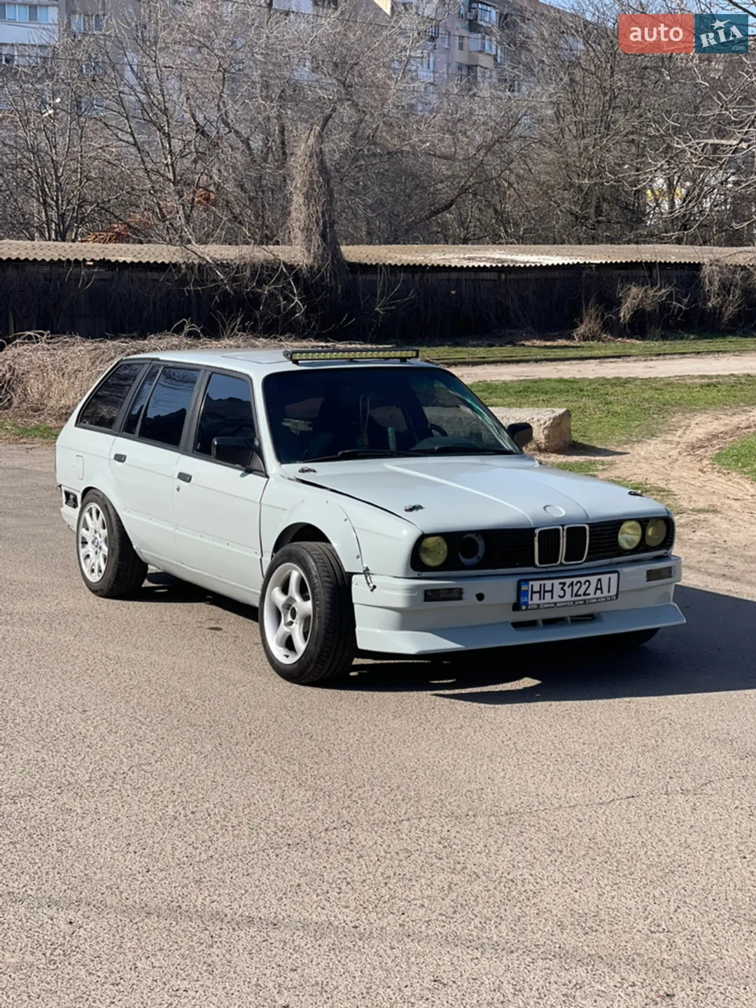 BMW 3 Series, 1990