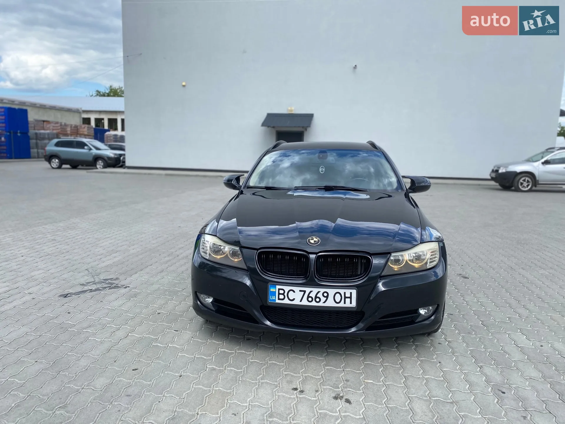 BMW 3 Series, 2011