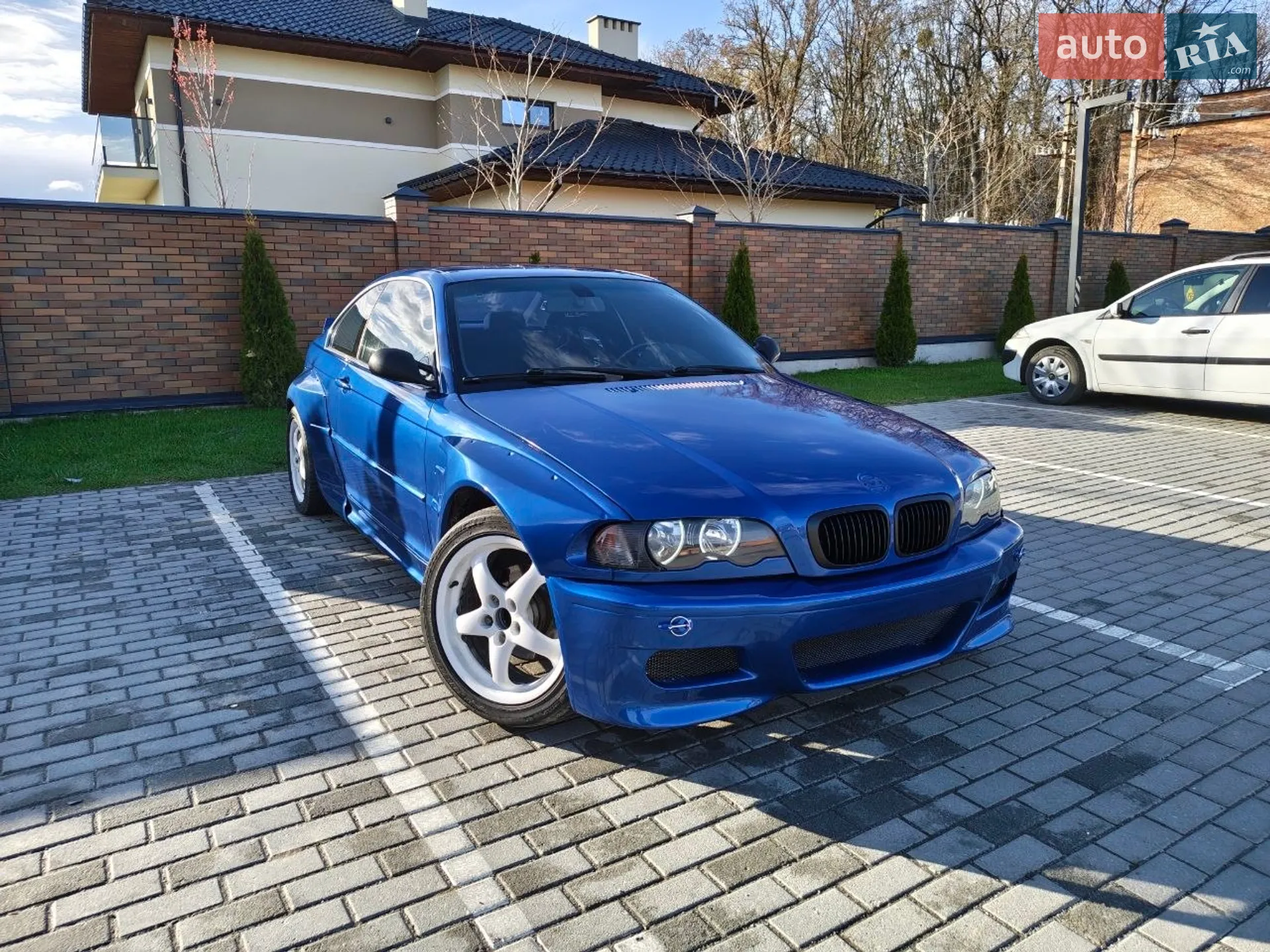 BMW 3 Series, 2001