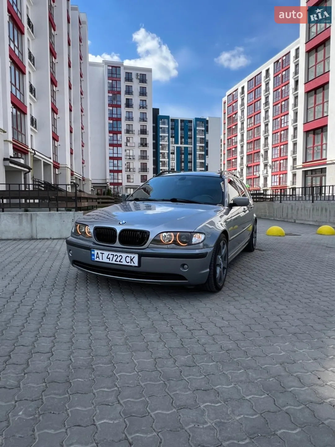 BMW 3 Series, 2003