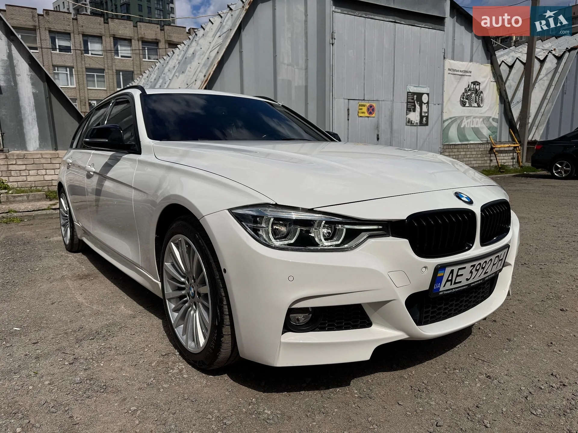 BMW 3 Series, 2015