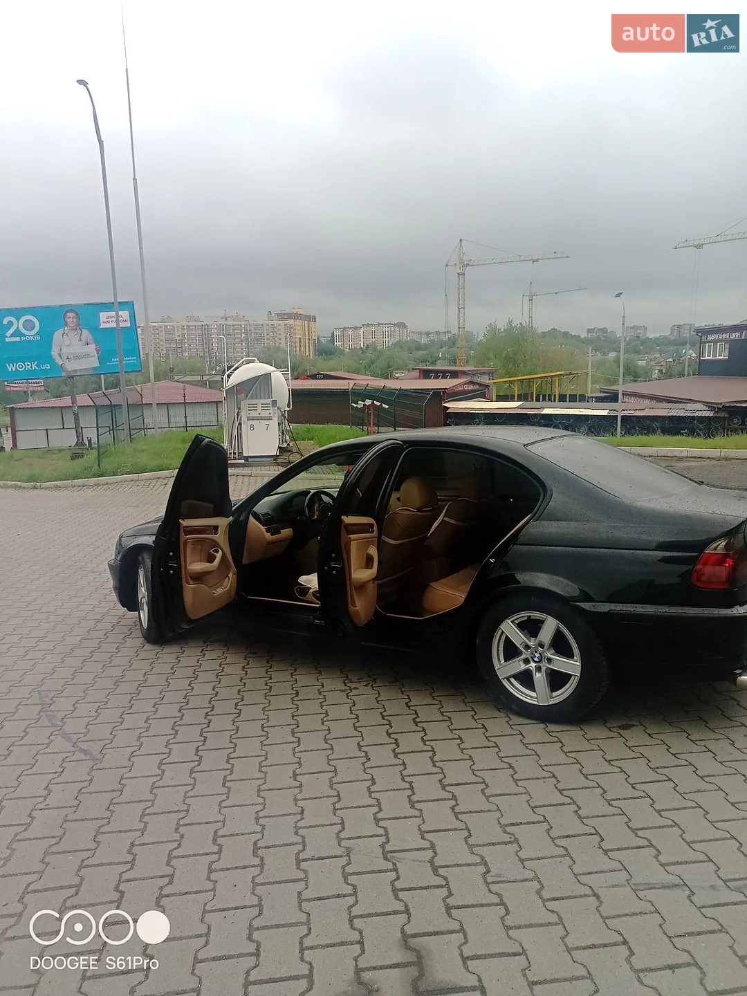 BMW 3 Series, 2000
