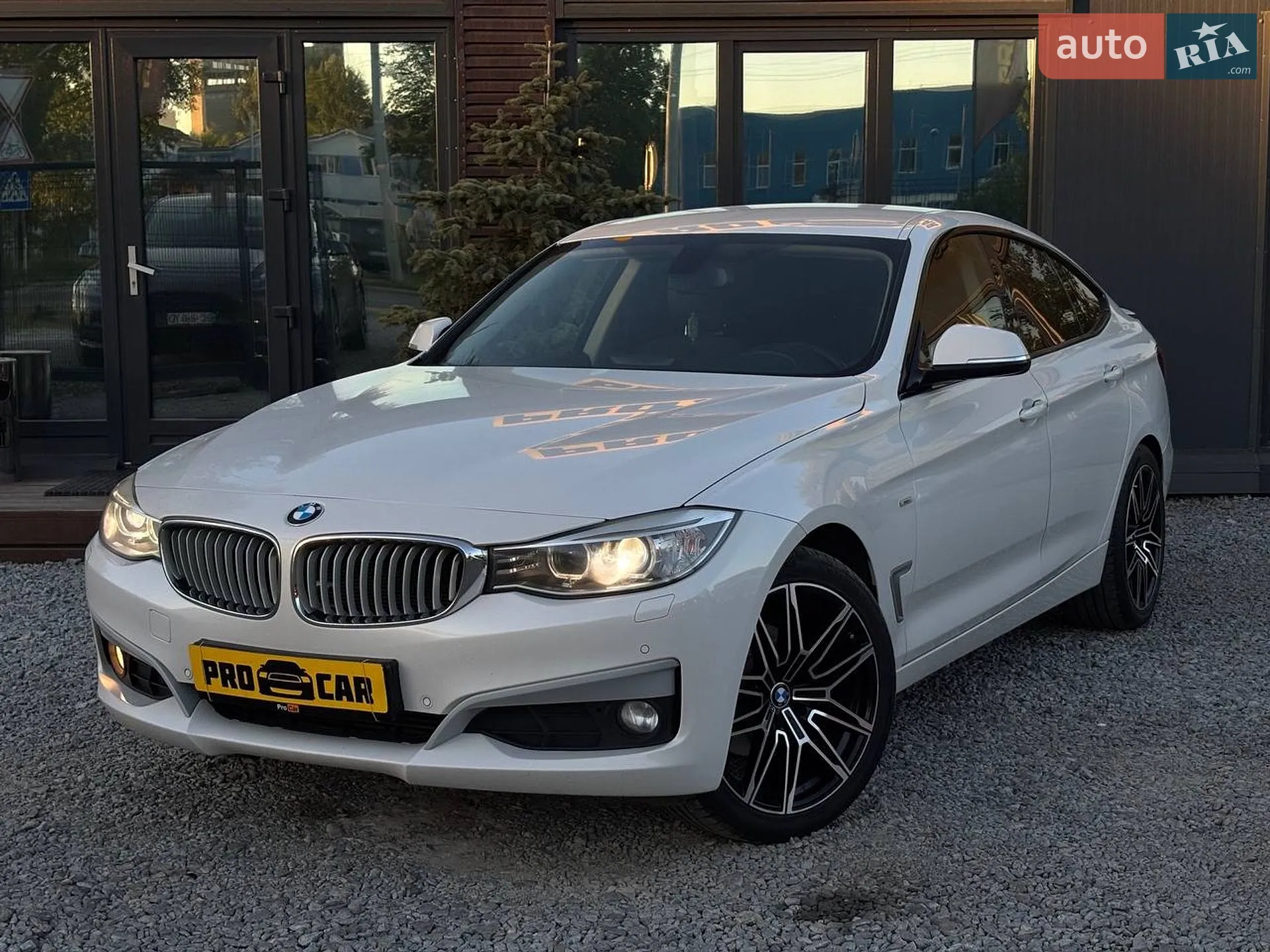 BMW 3 Series 2013 — 1