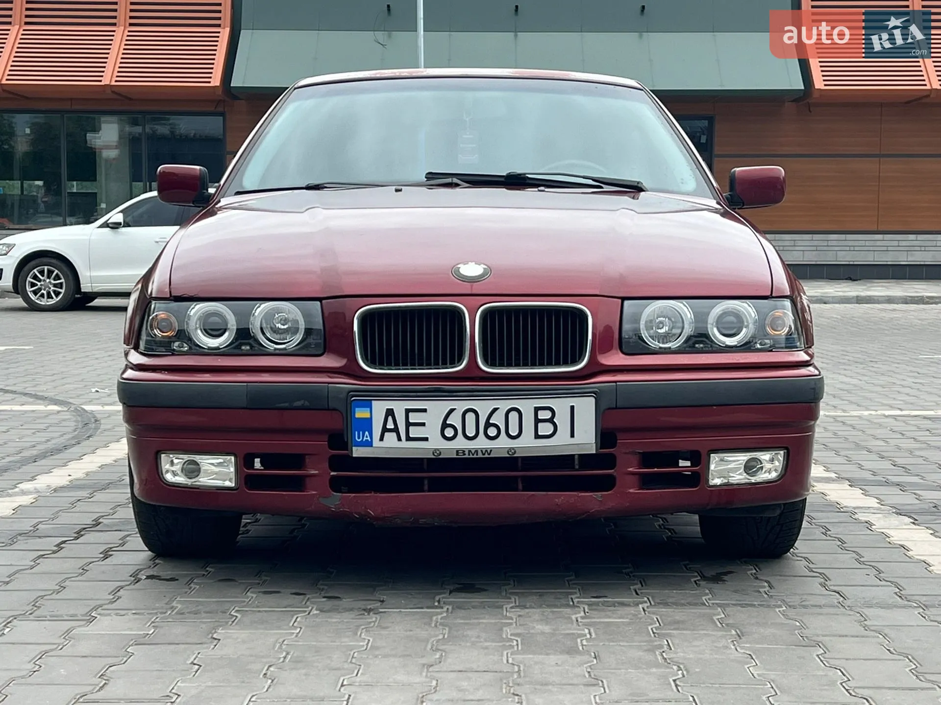 BMW 3 Series, 1994