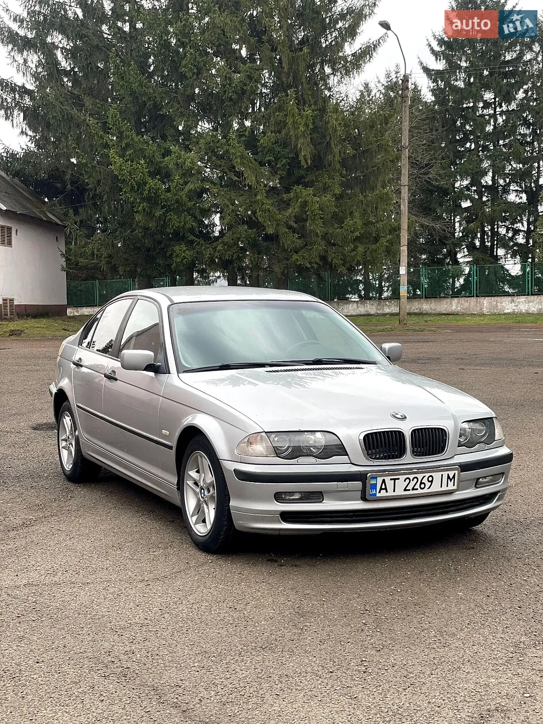 BMW 3 Series, 2001