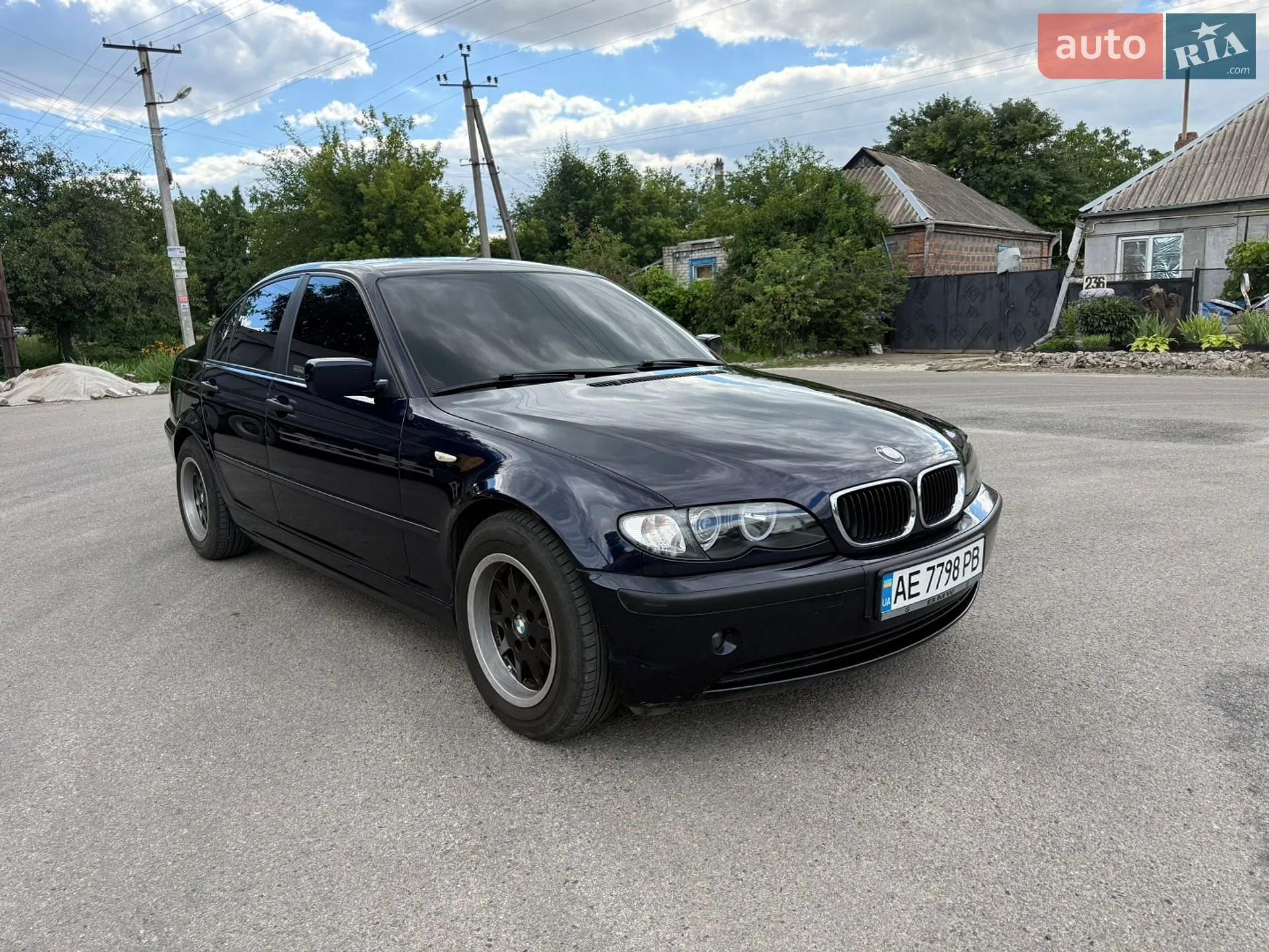 BMW 3 Series, 2003